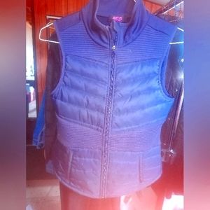 Blue zipper vest.size small/medium